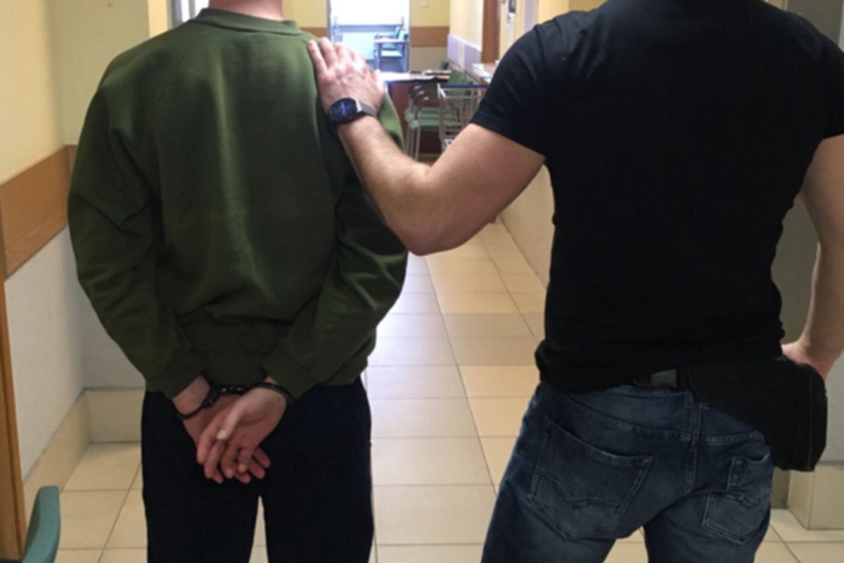 Piaseczno. Policja zatrzymała podejrzanego mężczyznę