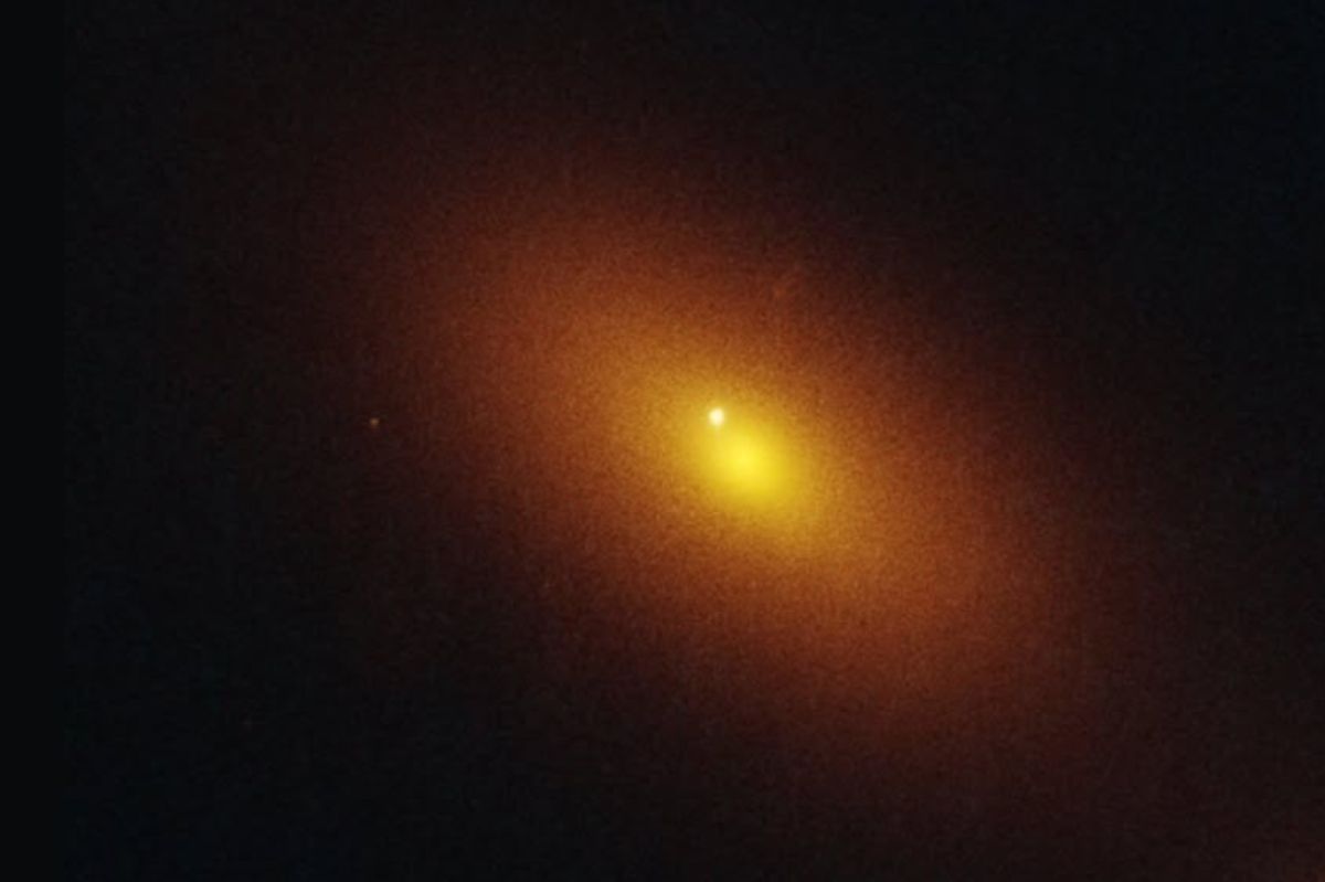 Ausnahmefund: Schwarzes Loch außerhalb des Galaxienzentrums entdeckt