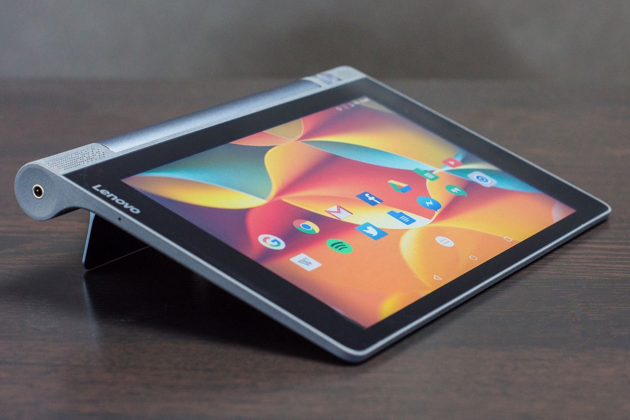 Między uniwersalnością a kompromisami. Test tabletu Lenovo Yoga Tab 3