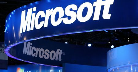 2.6 miliarda dolarów jako zachęta dla firm do tworzenia urządzeń z Windows Phone? Microsoft nie mówi nie