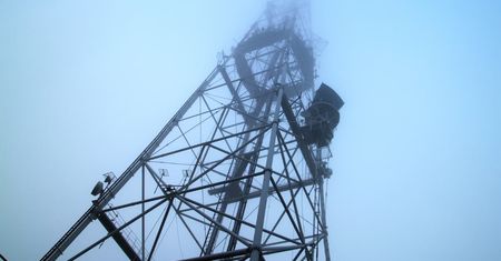 Play ogranicza roaming krajowy: z zasięgu czterech sieci zostały dwie?