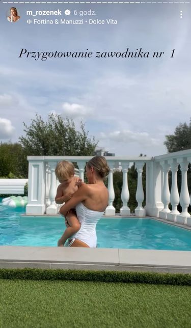 Małgorzata Rozenek z Heniem na basenie