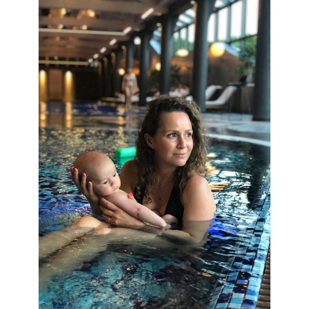 Monika Mrozowska z synem Lucjanem