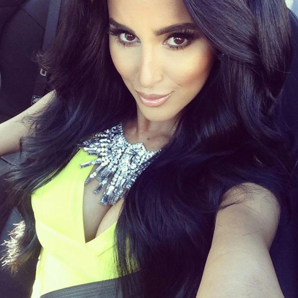 Lilly Ghalichi: Poznajcie "Perską Barbie"! To spojrzenie magnetyzuje!