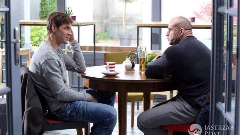 M jak miłość odcinek 1195, Marcin (Mikołaj Roznerski), Andrzejek (Tomasz Oświeciński), fot: Facebook