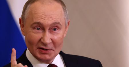 Rosyjska waluta tonie. Jest akcja Putina