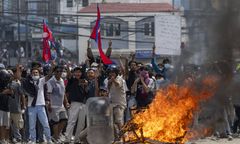 Demonstracje w Nepalu po zakazie platform społecznościowych. Są ofiary