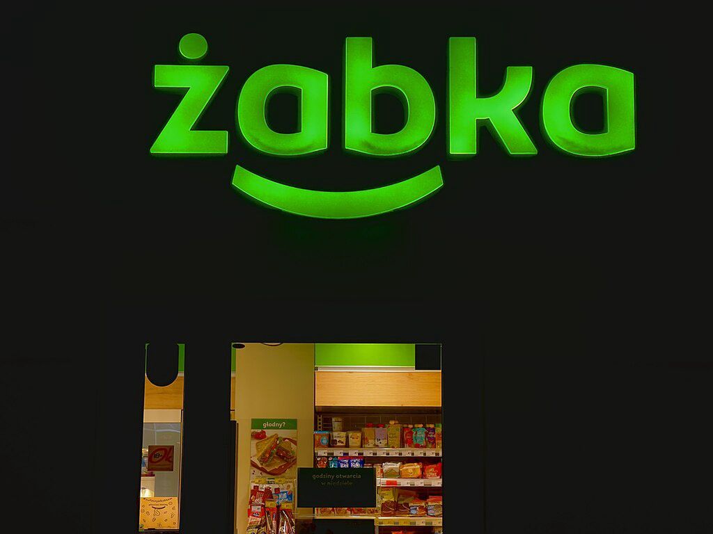 Promocje w Żabce. Napoje, przekąski i nie tylko. Nawet 79 proc. taniej