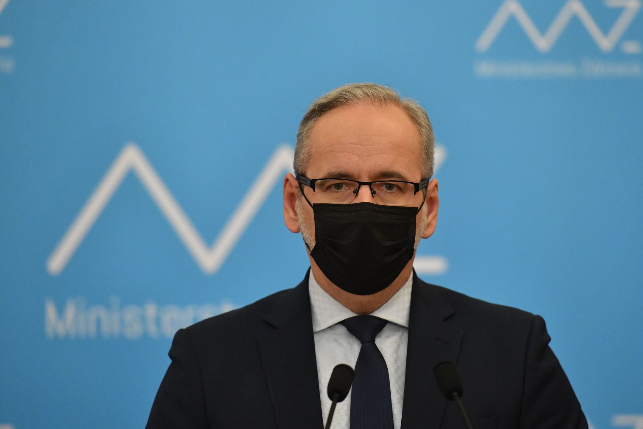 Niedzielski o obowiązkowych szczepieniach i piątej fali