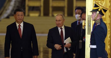Tajne rozmowy Chin, Rosji i Iranu. "Atrakcyjna alternatywa" dla Moskwy