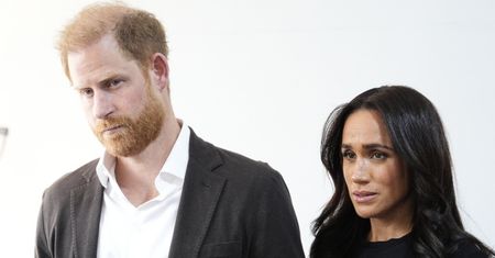 Pałac wydał oświadczenie po powrocie Harry'ego i Meghan Markle do Wielkiej Brytanii. "Formy tytularne nadal są ZAWIESZONE"