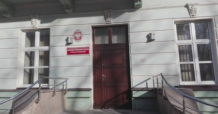 Z regionu: Kolejna tragedia. Zwłoki w mieszkaniu