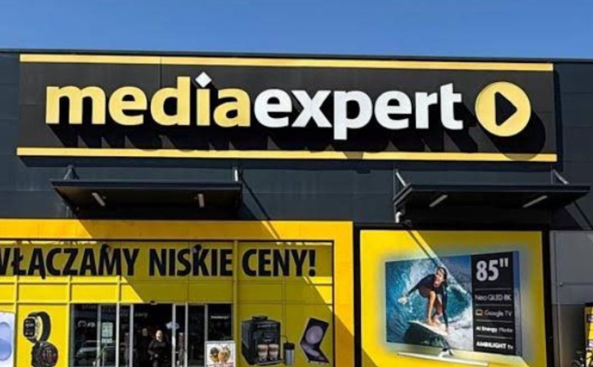Ułatwia prasowanie ubrań. Teraz za 299,98 zł w Media Expert