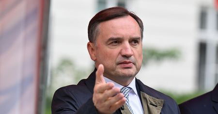 "Rzucał niemowlęciem o podłogę". Ziobro o sprawie Daniela G.