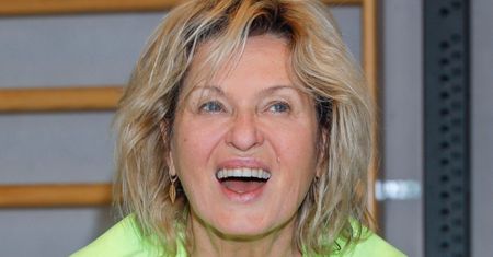 Odchudzona Ewa Kasprzyk zaskakuje METAMORFOZĄ! "Zdecydowanie szczuplej i młodziej!" (FOTO)