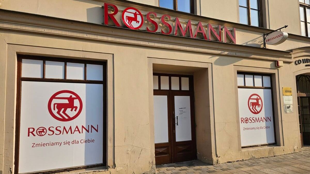 Remont Rossmanna przy Krakowskim Przedmieściu