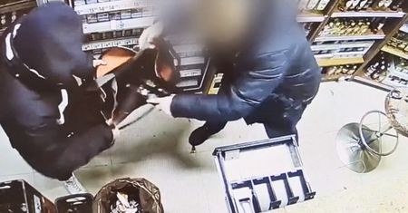 Okradali sklepy we Wrocławiu. W końcu popełnili błąd