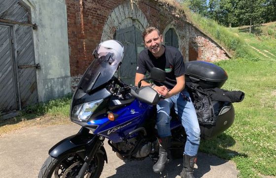 TVP3 Warszawa w wakacje: mniej polityki w porankach, więcej wypraw w nieznane miejsca