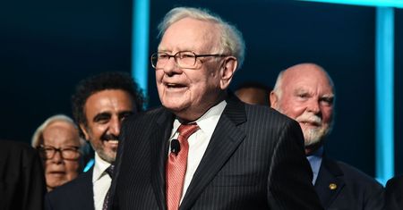 Legendarny miliarder gromadzi rekordowe zapasy gotówki. Nie wyjaśnia powodów
