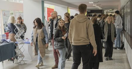 Szansa dla uczniów i absolwentów. "Nauka i Praca dla Ciebie" już 25 lutego