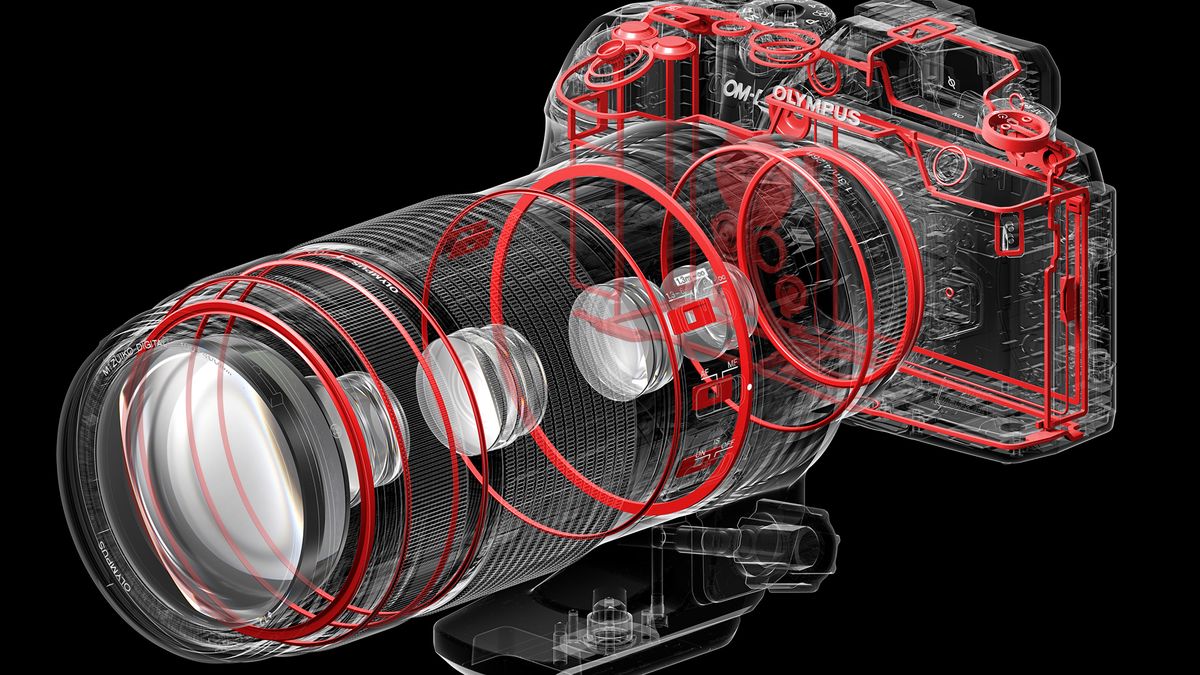 Olympus poszerza ofertę. Oto OM-D E-M10 Mark IV i teleobiektyw 100-400mm F5.0-6.3 IS 1