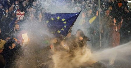 "To chore". Potężne wrzenie na Kaukazie, ludzie na ulicach