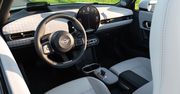 Mini nie zrezygnuje z przycisków w kabinie. "Przesadna cyfryzacja odbiera charakter"