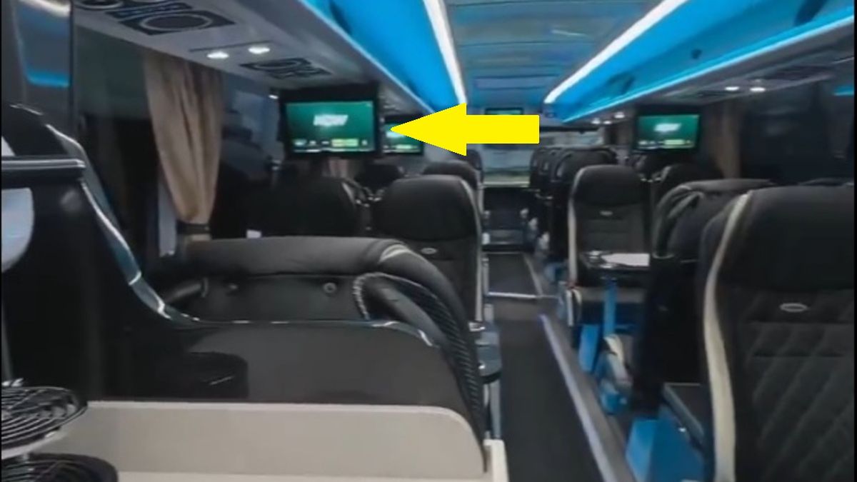 Wnętrze autokaru stworzonego dla zawodników Newcastle United