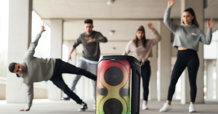 Blaupunkt Party Box PB60X rozkręci imprezę. Co oferuje nowy głośnik?