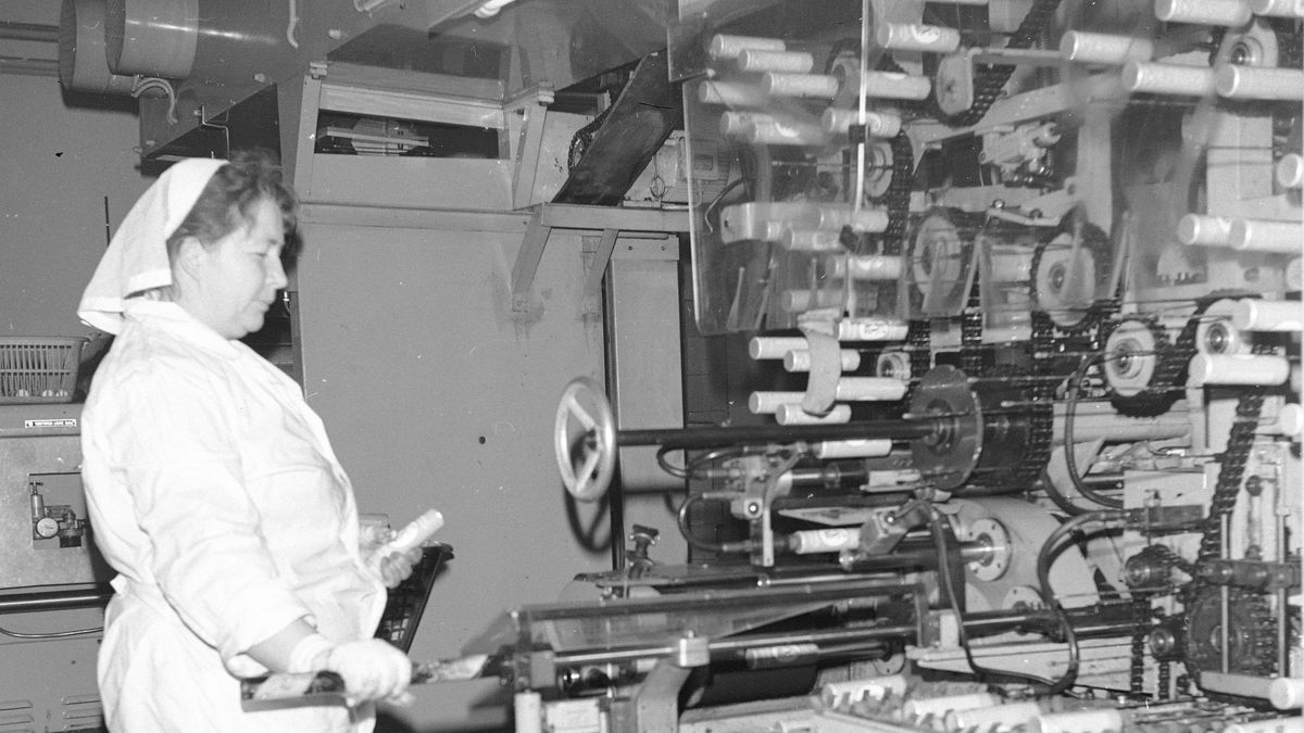 Krzyżówka o czasach PRL-u