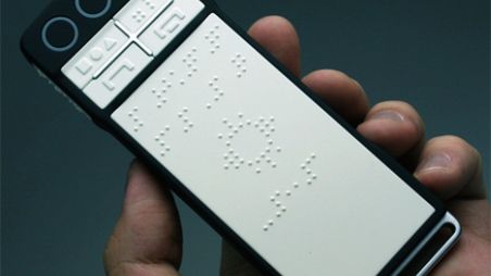 B-Touch- telefon dotykowy dla niewidomych 1