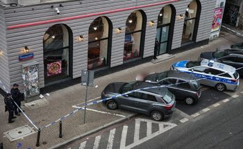 Atak nożownika w Warszawie. Mamy informacje o ofierze