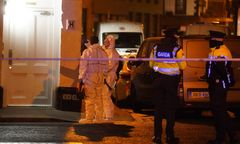 Eksplozja bomby rurowej pod łóżkiem zabiła bezdomnego Litwina w Dublinie