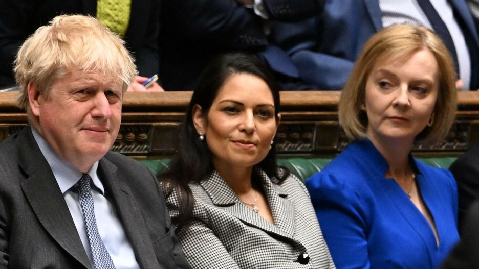 Londyn. Czy Liz Truss (po prawej) zastąpi Boris Johnsona?