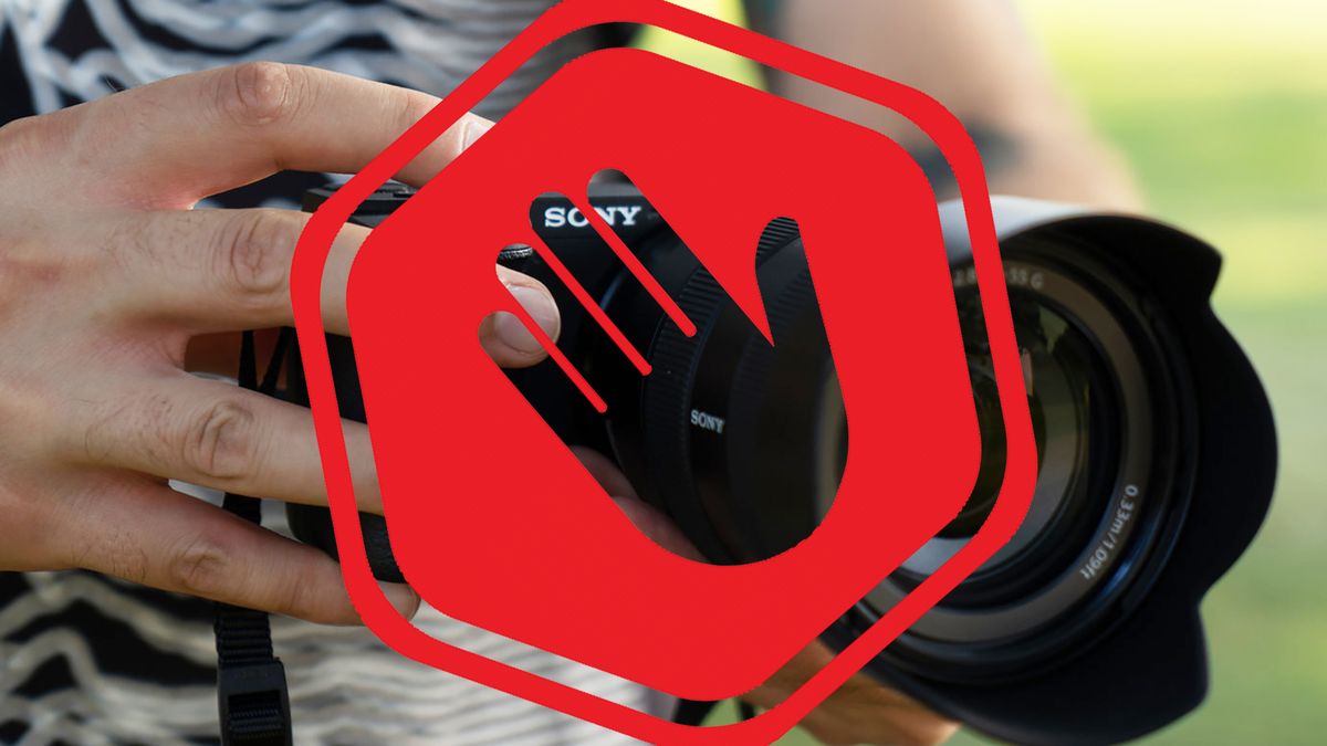 Potwierdził się czarny scenariusz: Sony wycofuje 2 aparaty i wstrzymuje kolejne 1