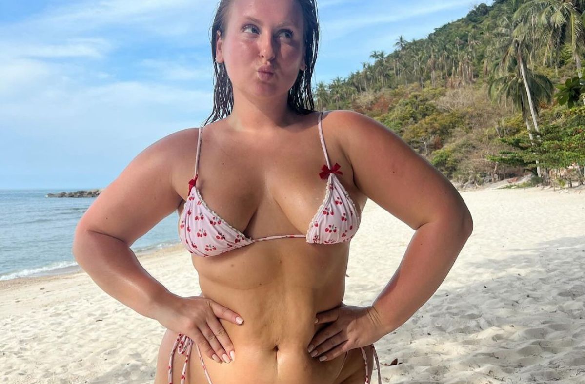 Body positive is her obsession. Unfortunately not during the holidays.