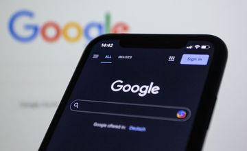 Google ma dać innym dane wyszukiwania. Zalecenie z Brukseli