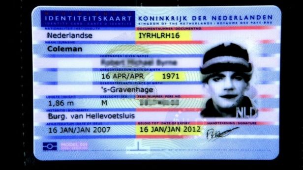 Dowody, legitymacje i prawa jazdy prawdziwych jajcarzy [TOP 10] 1