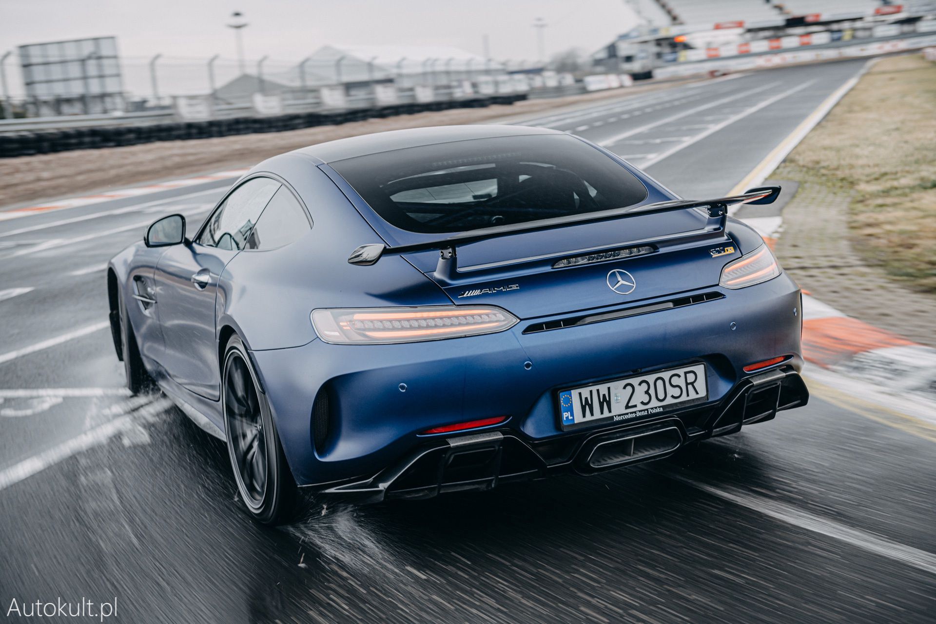 Mercedes-AMG GT R (2022)
