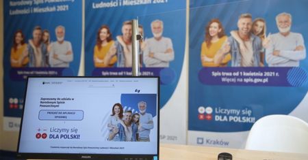 Czas na wielkie losowanie. Ty też możesz wygrać jeden z szesnastu samochodów