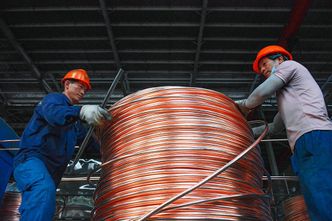 Chińczycy chcą stworzyć miedziowe imperium. Liczą na miliardy dolarów