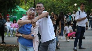 Festiwal Sąsiedzkich Potańcówek. Park Miejski w Gorlicach stał się wielkim parkietem. Niepotrzebna była balowa suknia i garnitur