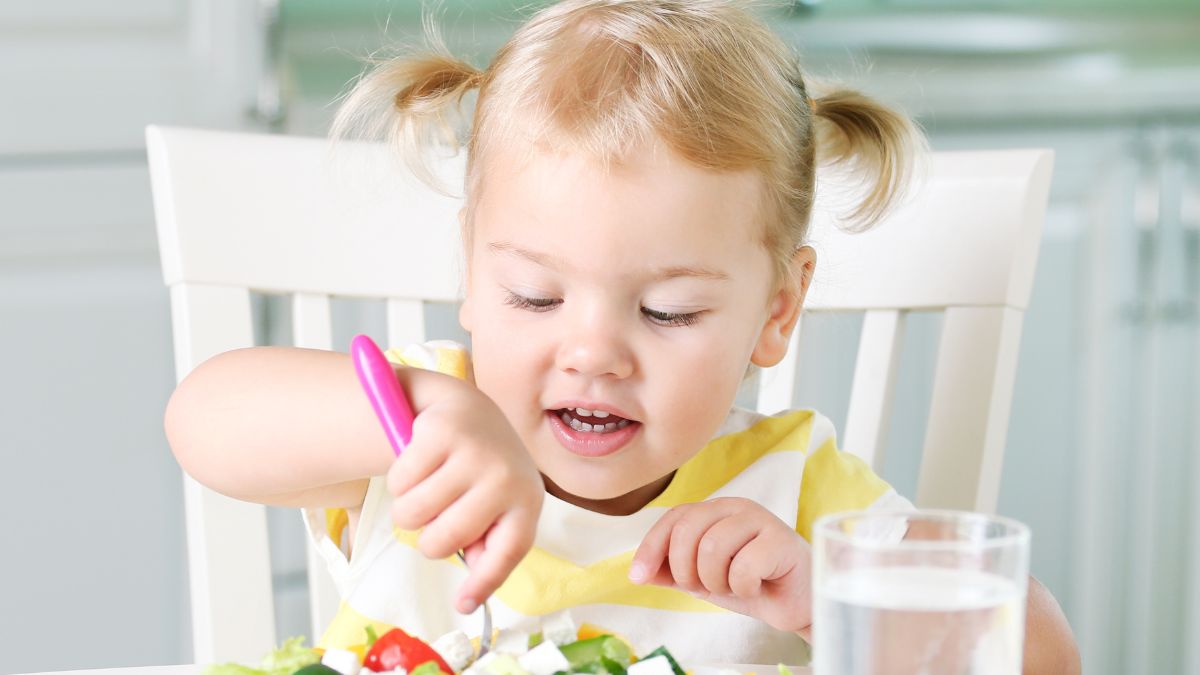 Czy dzieci muszą jeść mięso? Dietetyczka odpowiedziała