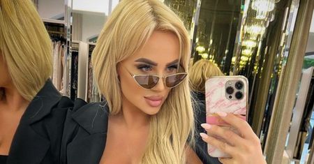 Izabela Macudzińska z "Królowych życia" pokazała się BEZ DOCZEPÓW (ZDJĘCIA)