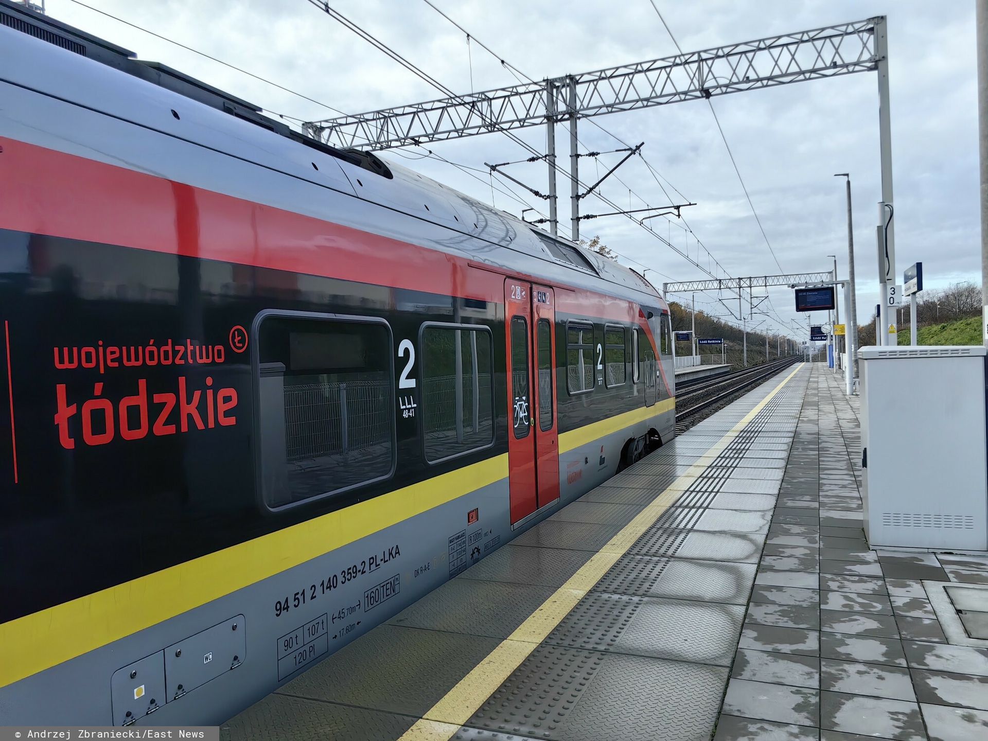 Zdjęcie do aktualności: Utrudniania w ŁKA. Niemal 20 pociągów odwołanych w piątek