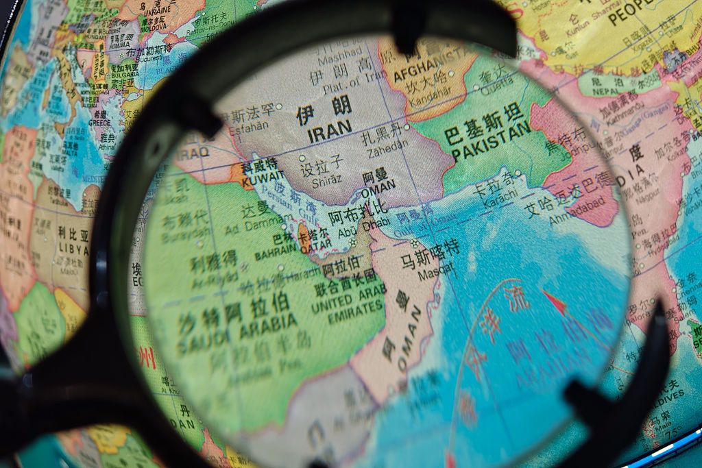 Odblokowanie cieśniny. ZEA chcą utworzyć 