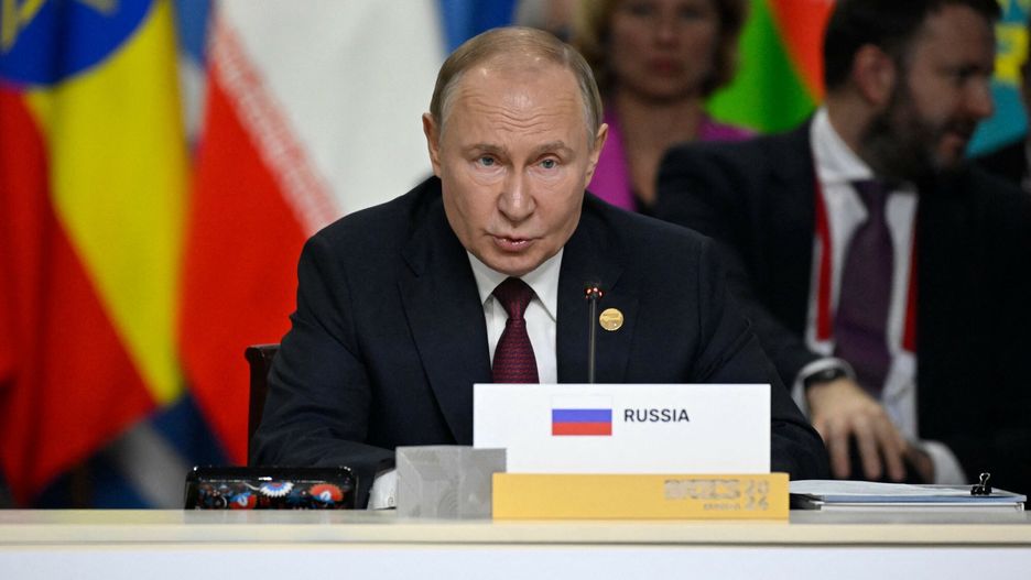 Temporary
Russia's President Vladimir Putin gives a speech during the extended format meeting of the BRICS summit in Kazan on October 23, 2024. (Photo by Alexander NEMENOV / POOL / AFP)
ALEXANDER NEMENOV