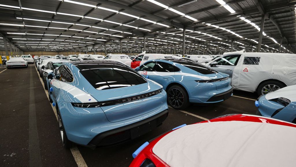 New European Automobiles For Export At Bremerhaven Port
Bloomberg
cars, german, european, manufacture, fabrication, new cars, importexport, euro members, e.u., eu, transportation and logistics, industries, business news, shipping, cargo transport, marine transport, automotive industry, transportation & logistics, automobiles, cars, vehicles, automotive, emea, sea ports and terminals, economic news