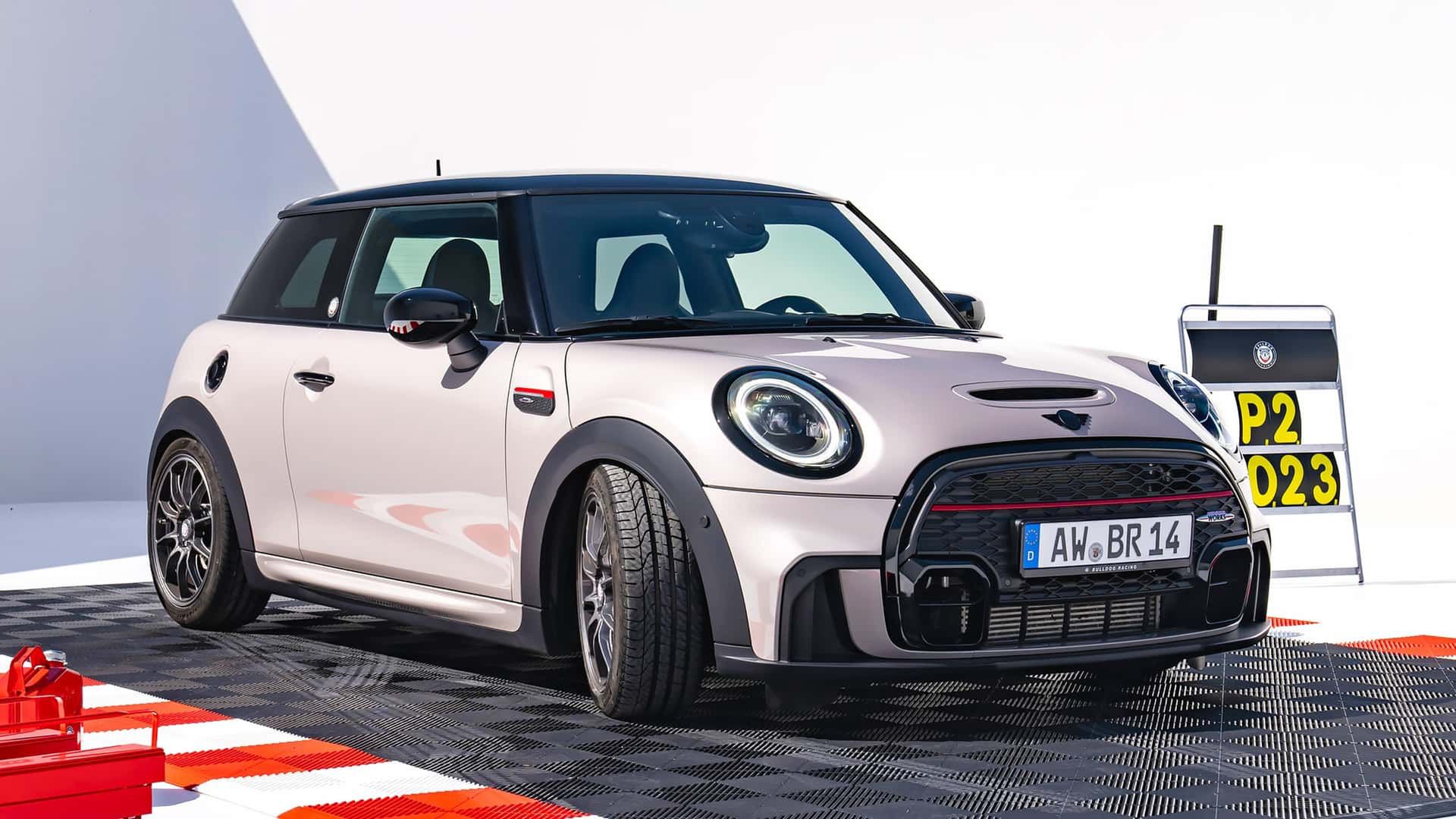 Mini John Cooper Works Bulldog Racing Edition
