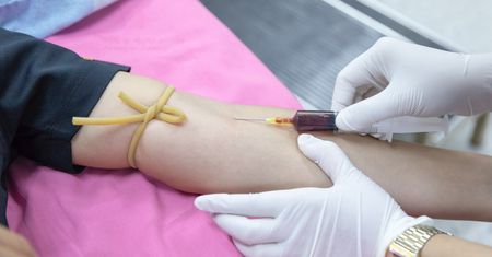 Koronawirus: grupa krwi może dać przewagę w walce z COVID-19. Nowe badania